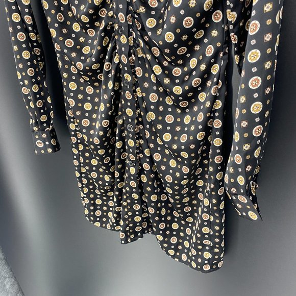 Nasty Gal Chain Print Tie Front Shirt Dress - Picture 4 of 10